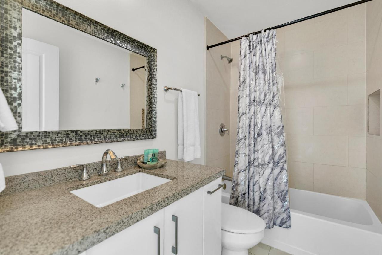 Perfect Condo, Room For Everyone! Beachfront Resort South Padre Island Exteriör bild